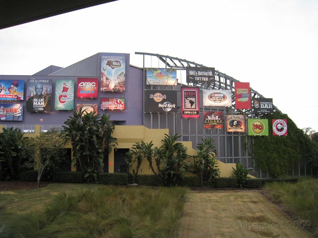 Disney 2010 D1 0620.jpg - January 9-11, 2010 Disney World Florida. Went to run the marathon. Saturday, fly down, check in, go to Expo to pick up packet, then to see Blue Man Group in the evening.